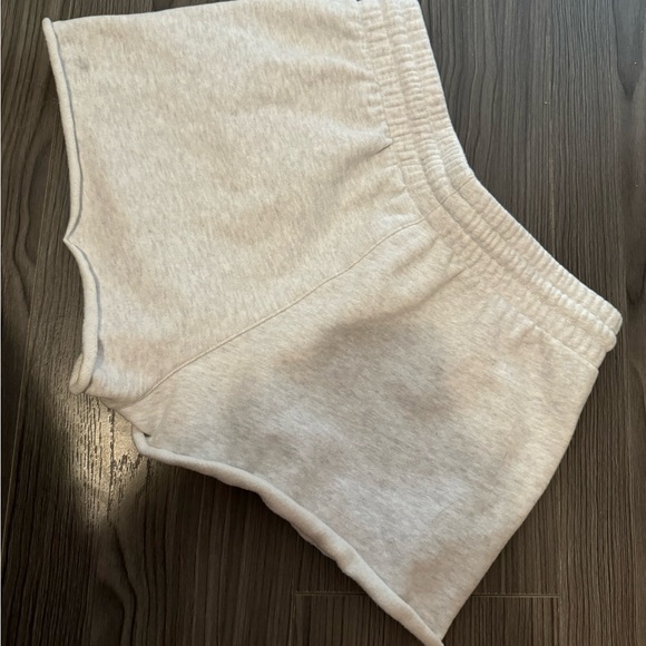 TNA Cozy Fleece Sweatshort - Picture 2 of 2